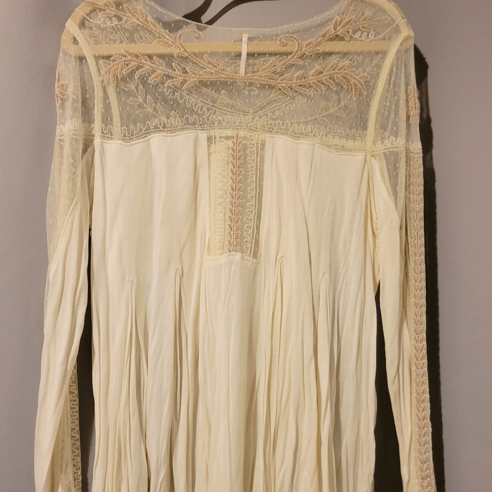Free People Romantic Jojo Tee Mixed Media Mesh Lace Inset Long Sleeve Top - Picture 3 of 7